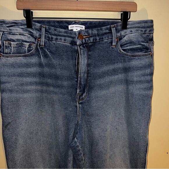 GOOD AMERICAN straight leg high rise jeans with raw hemline 16 - Picture 4 of 6